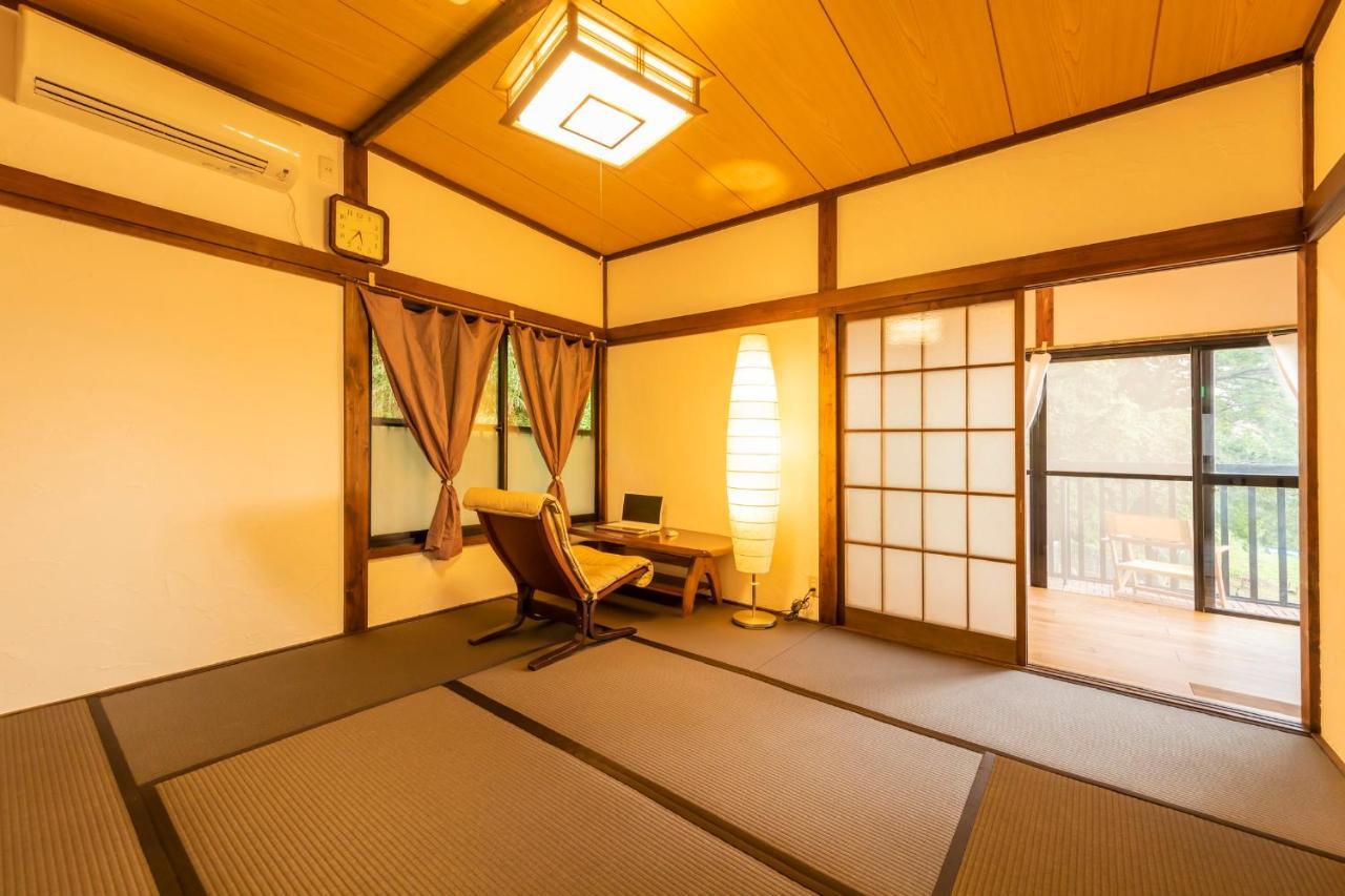 Villa Nostalgiaノスタルジア à Yokosuka Extérieur photo