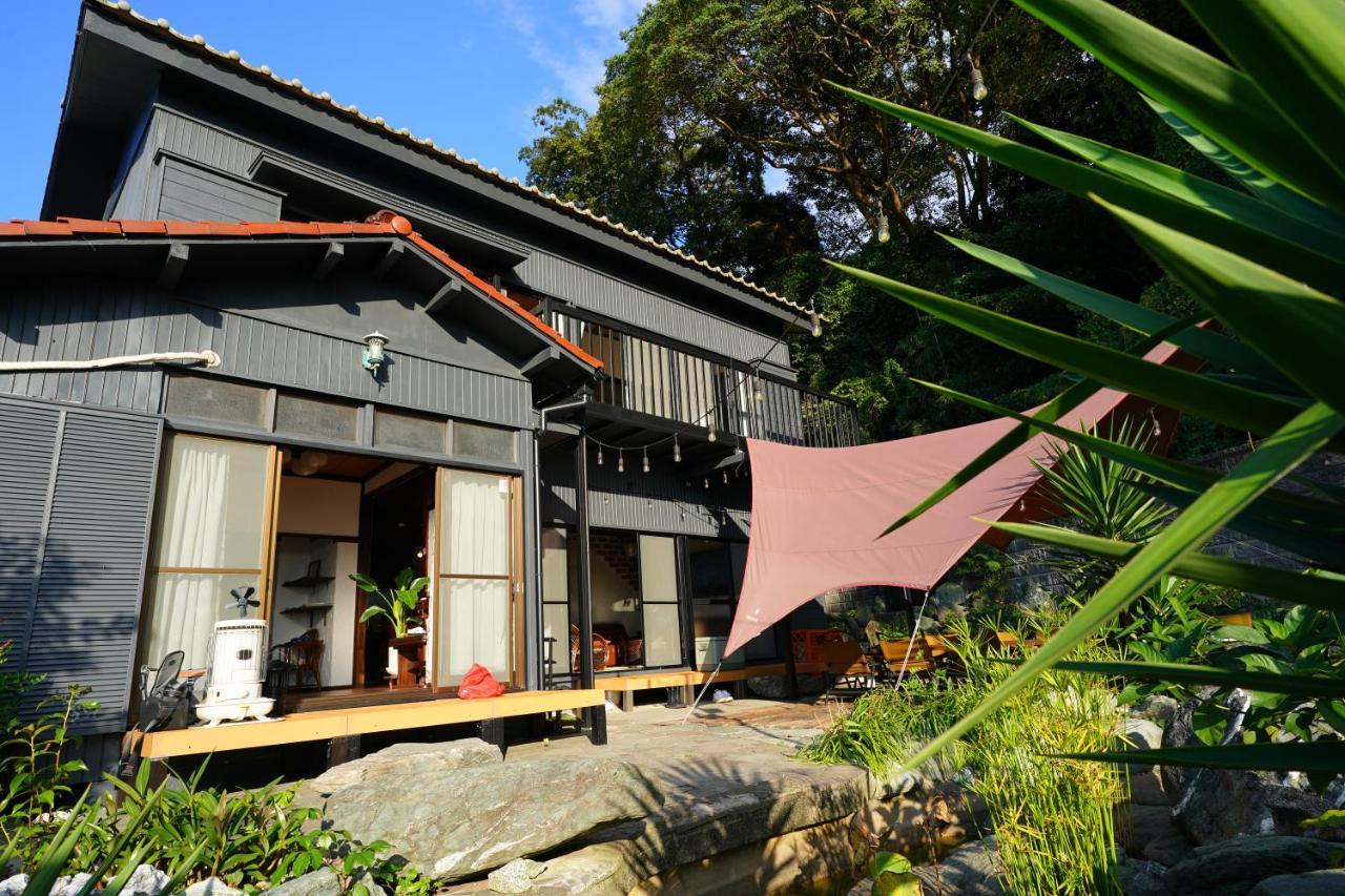 Villa Nostalgiaノスタルジア à Yokosuka Extérieur photo